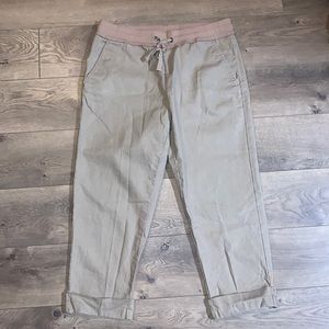 Lucy Linen & Cotton Blend Capri Pants Khaki Color Small